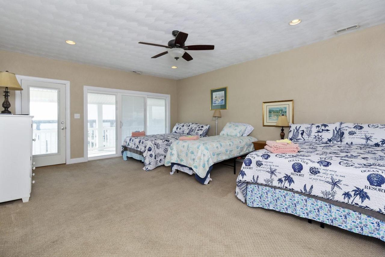 Water Front Delight On The Bay Home Norfolk Exterior photo